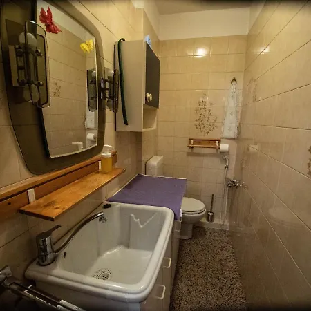 F&g House - Relax, Cultura E Divertimento. * Rivoli (Turin)