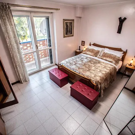 Apartment F&g House - Relax, Cultura E Divertimento. Rivoli (Turin)